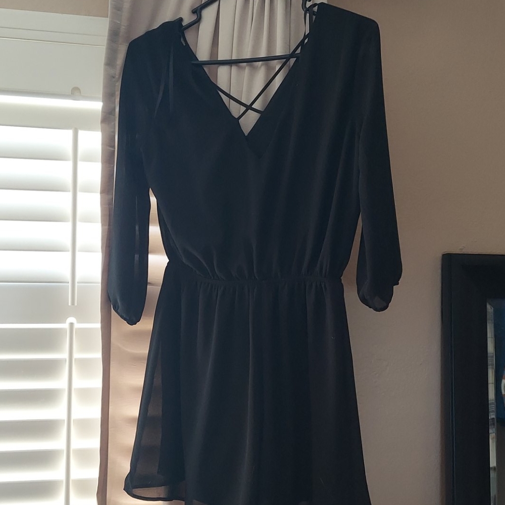 Romper - Picture 2 of 2